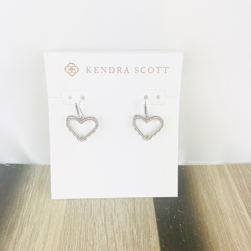 Kendra Scott Sophee heart silver earrings